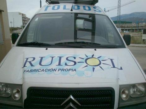 Toldos Ruisol automóvil de la empresa
